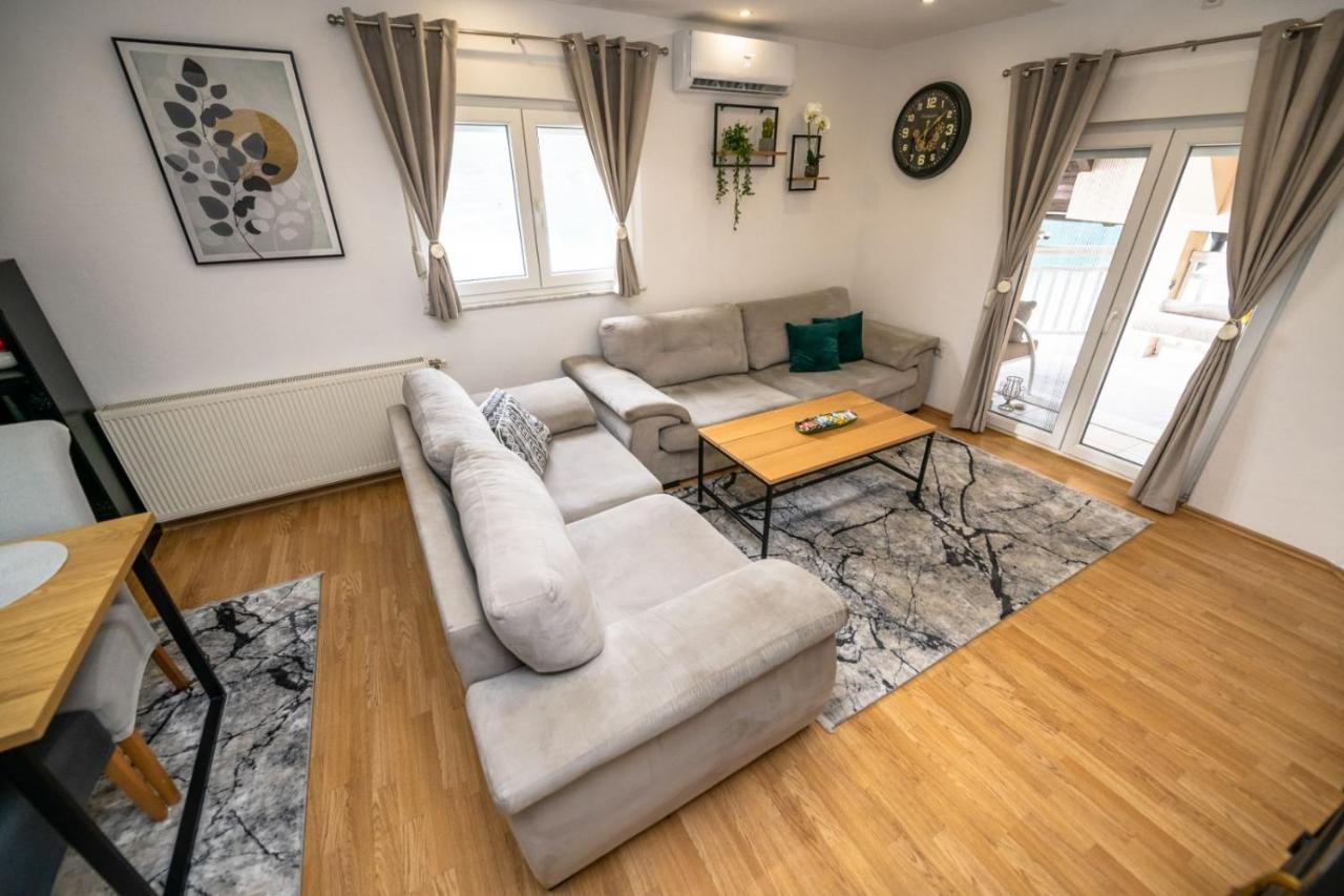 Apartmani Adi&Ena 코니츠 외부 사진